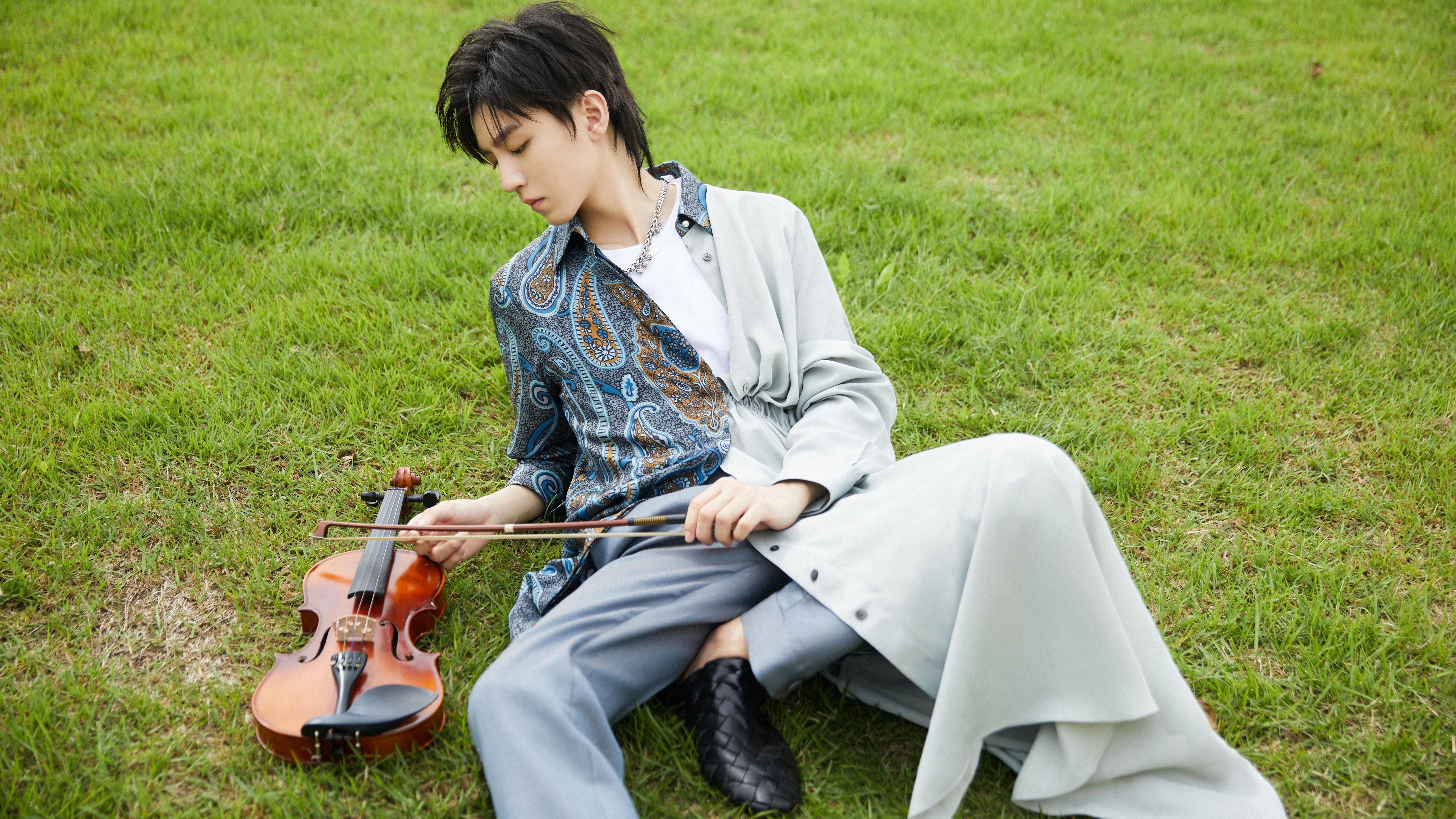 九游9游-“武汉马拉松，赛道上的速度狂潮”